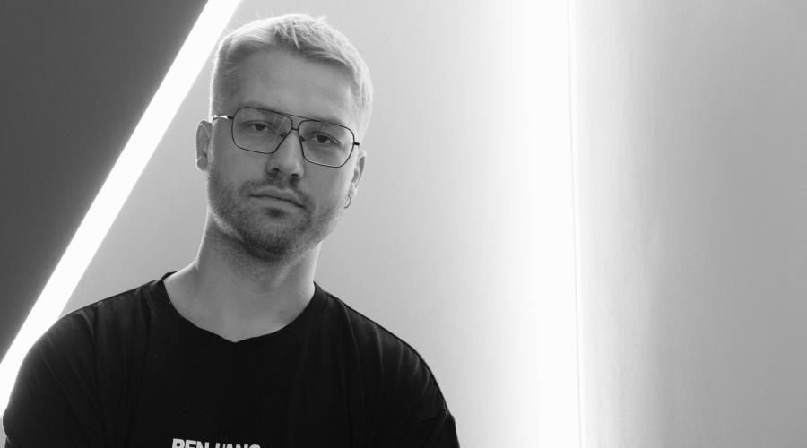 Radial Gaze presents 'Inner Vision' Remix of Meat Robots by Paresse ...